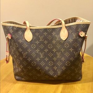 Brown tote purse
